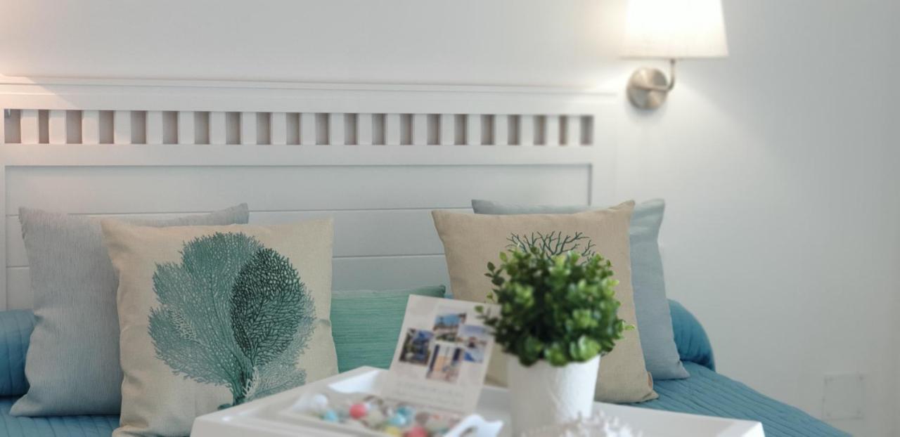 Apartamentos Holidays Benalbeach Benalmadena Bagian luar foto