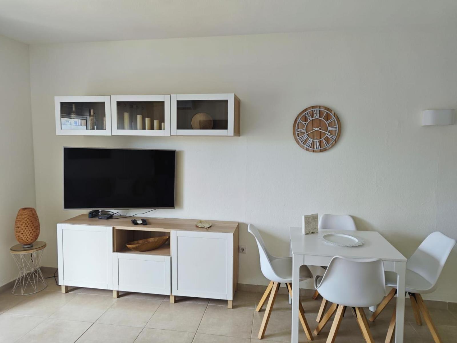 Apartamentos Holidays Benalbeach Benalmadena Bagian luar foto