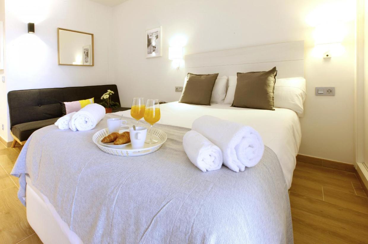 Apartamentos Holidays Benalbeach Benalmadena Bagian luar foto